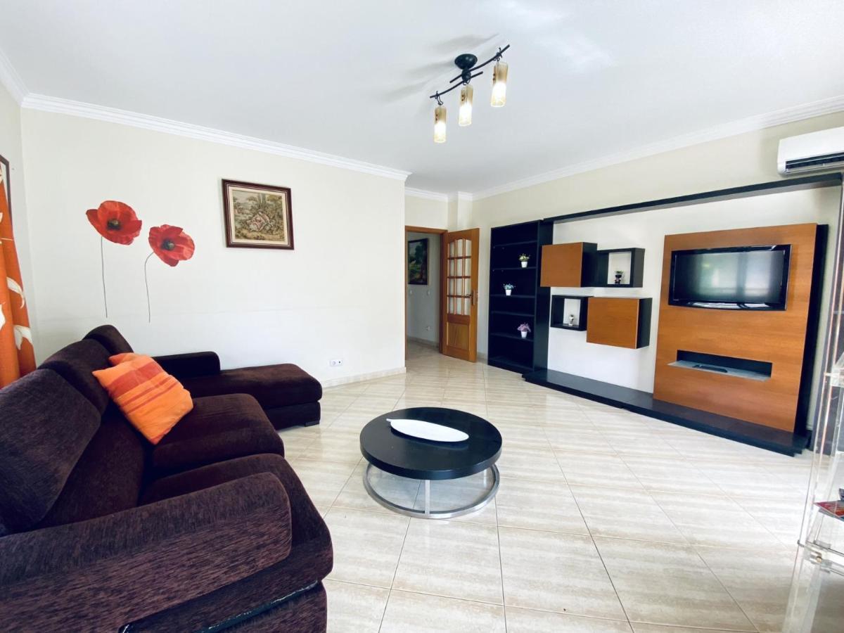 Quarteira Central By Homing Exterior foto